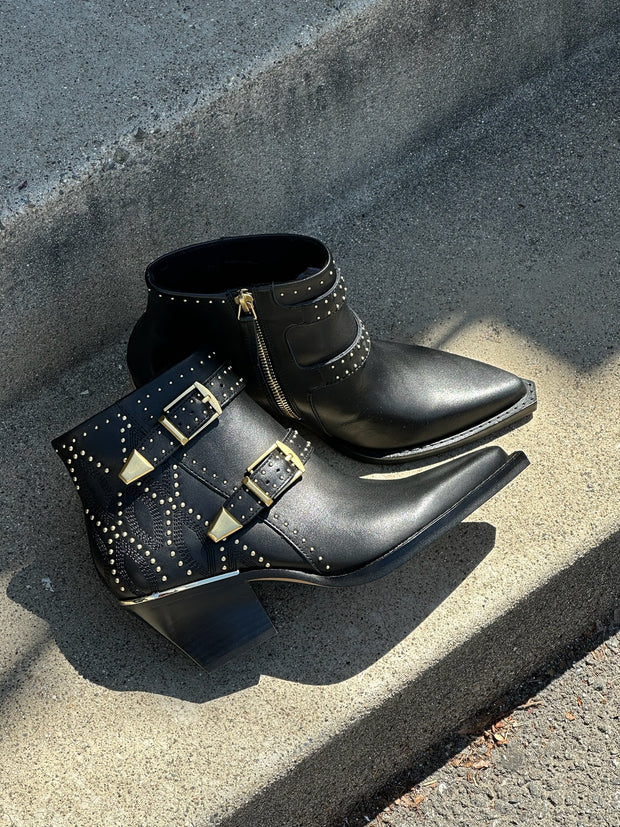 laurenly_dolce_vita_black_and_gold_ronnie_booties_