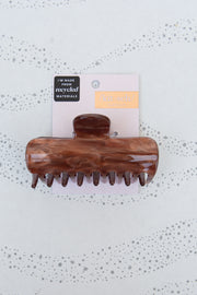 Kitsch Eco-Friendly Marble Claw Clip in Brunette