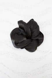Kitsch Textured Dinner Scrunchie in Black