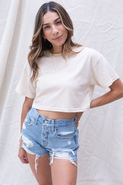 Nia Cropped Tee in Sand