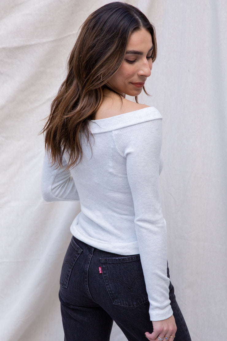 Project Social T Brynn Off Shoulder Top in Stone White