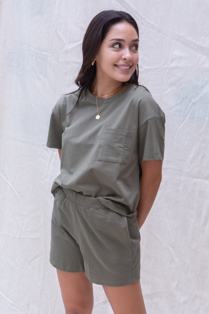 Sanctuary Essential One Pocket Tee in Organic Green