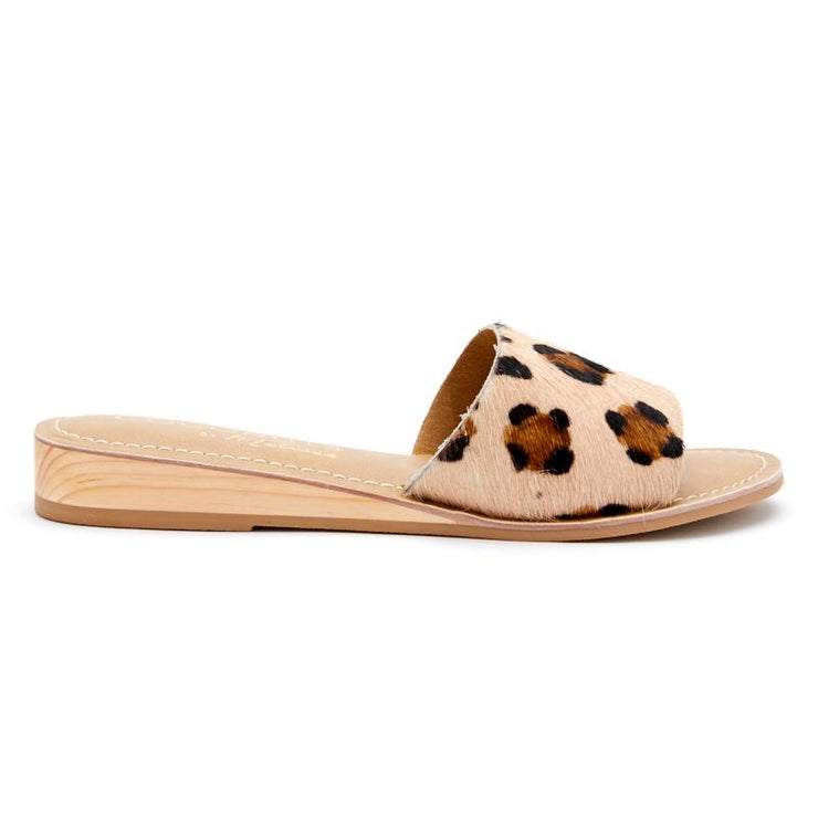 Matisse Tiki Sandal in Leopard