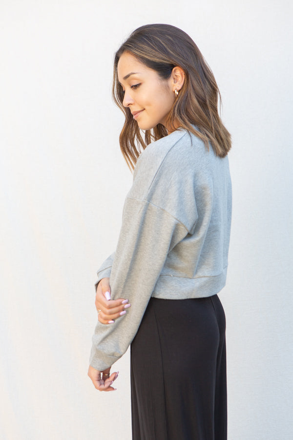 Olivaceous Limitless Pullover in Heather Grey